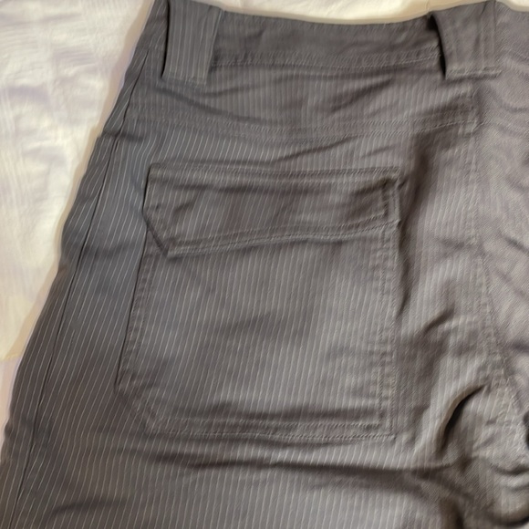 Lululemon Men's Bowline Trunks Shorts Grey Pinstriped Size 34 - Picture 12 of 12